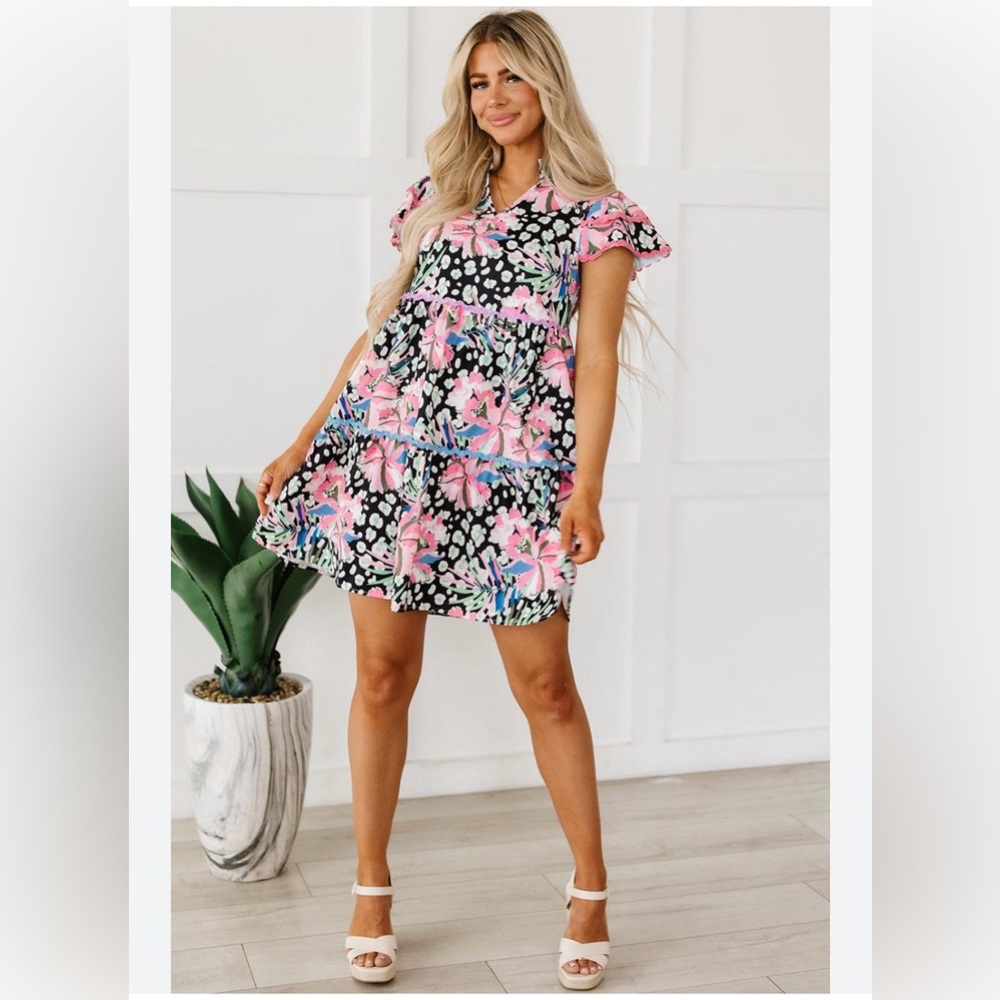 Pink Floral Short Sleeve Tiered Mini Dress Large